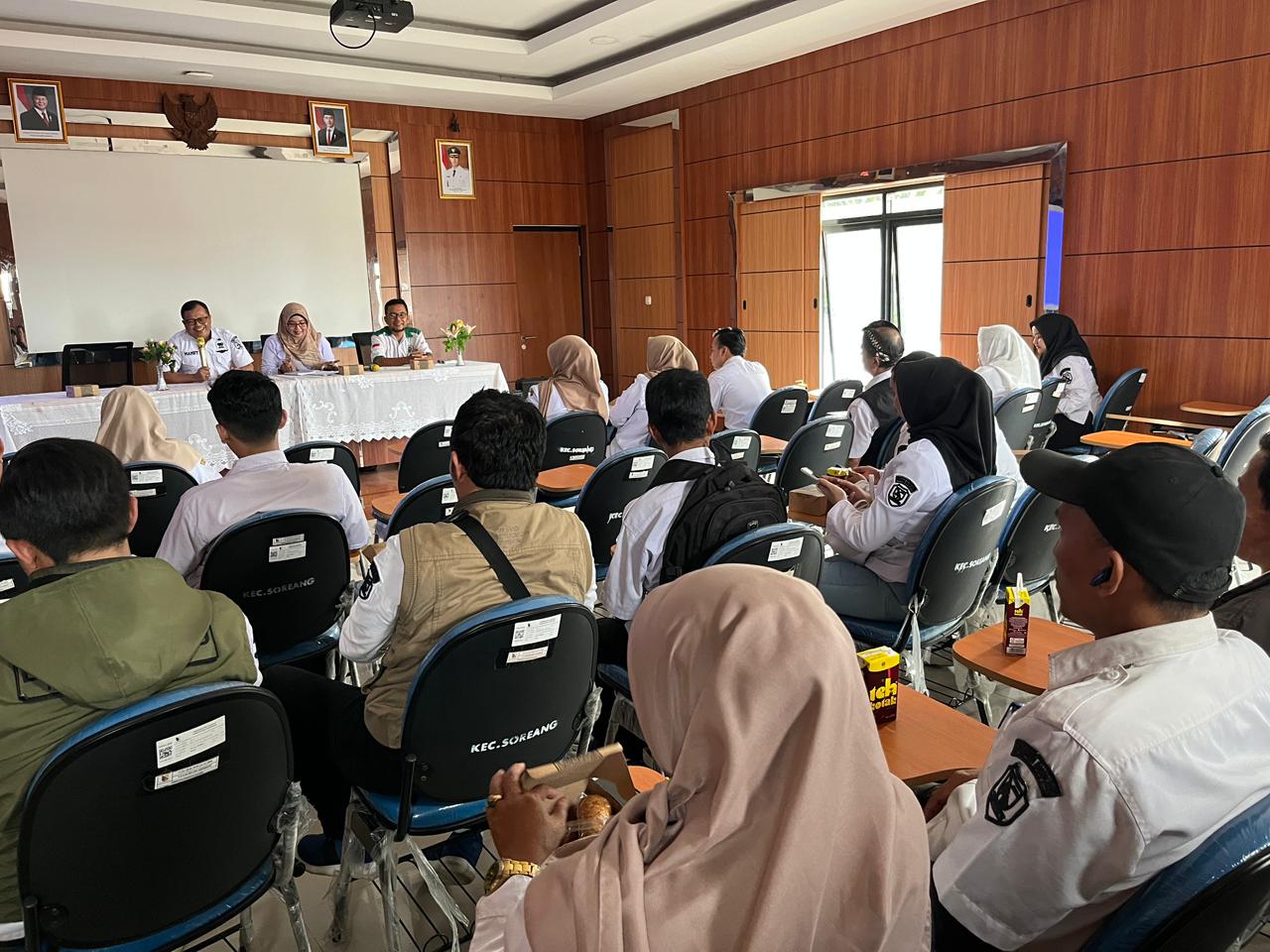 pelaksanaan-monitoring-aset-desa-tahun-2025-di-aula-kecamatan-soreang
