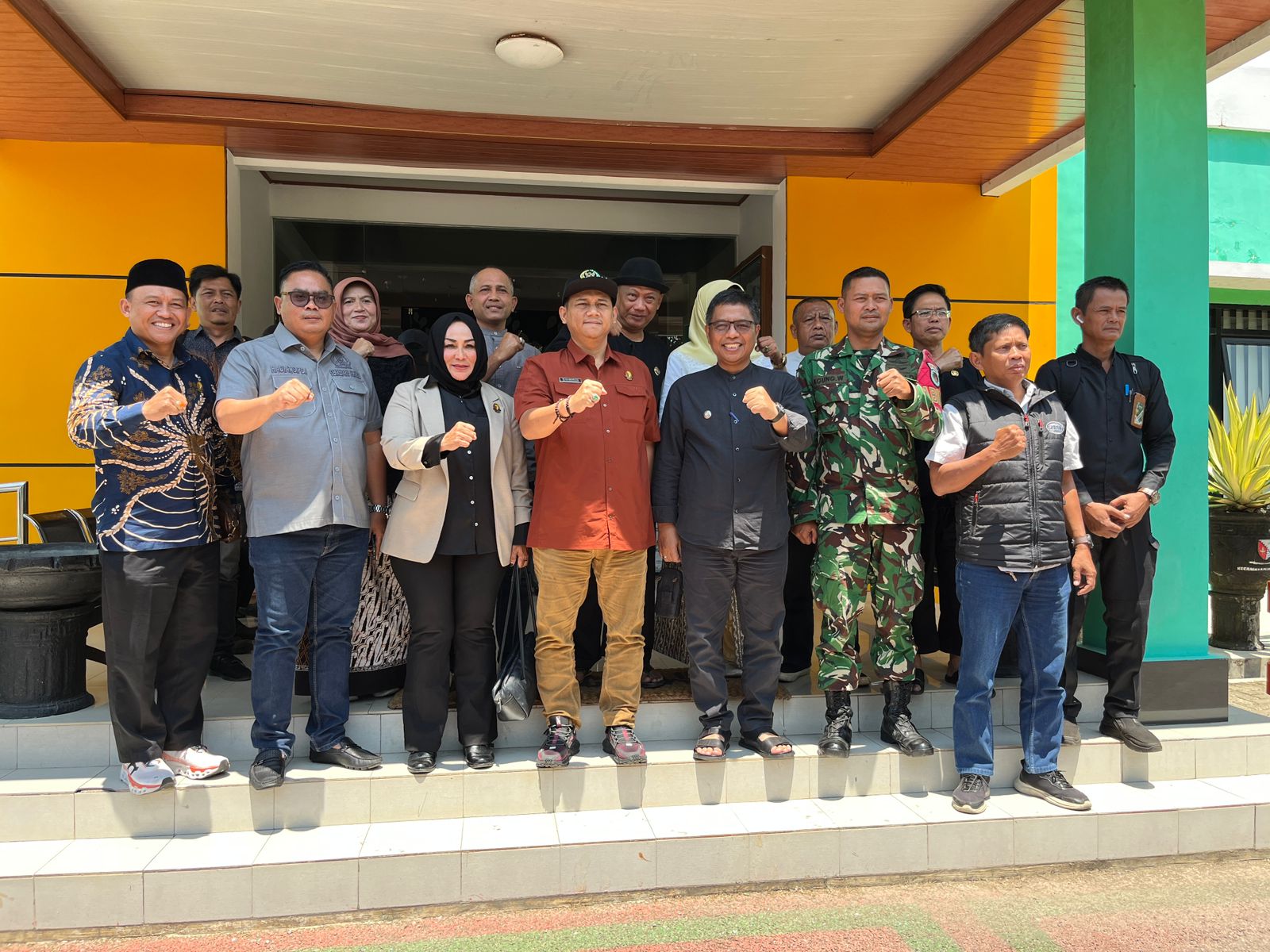 dprd-kabupaten-bandung-laksanakan-kunjungan-kerja-ke-kecamatan-soreang