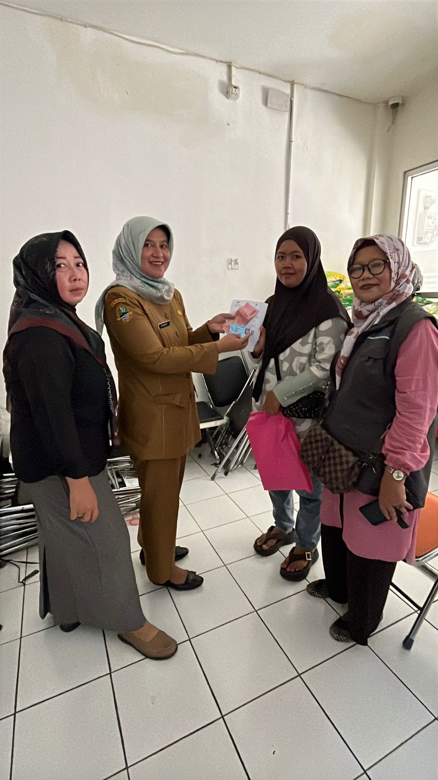 monitoring-penyaluran-bantuan-blts-kesejahteraan-rakyat-tahun-2025-di-kecamatan-soreang