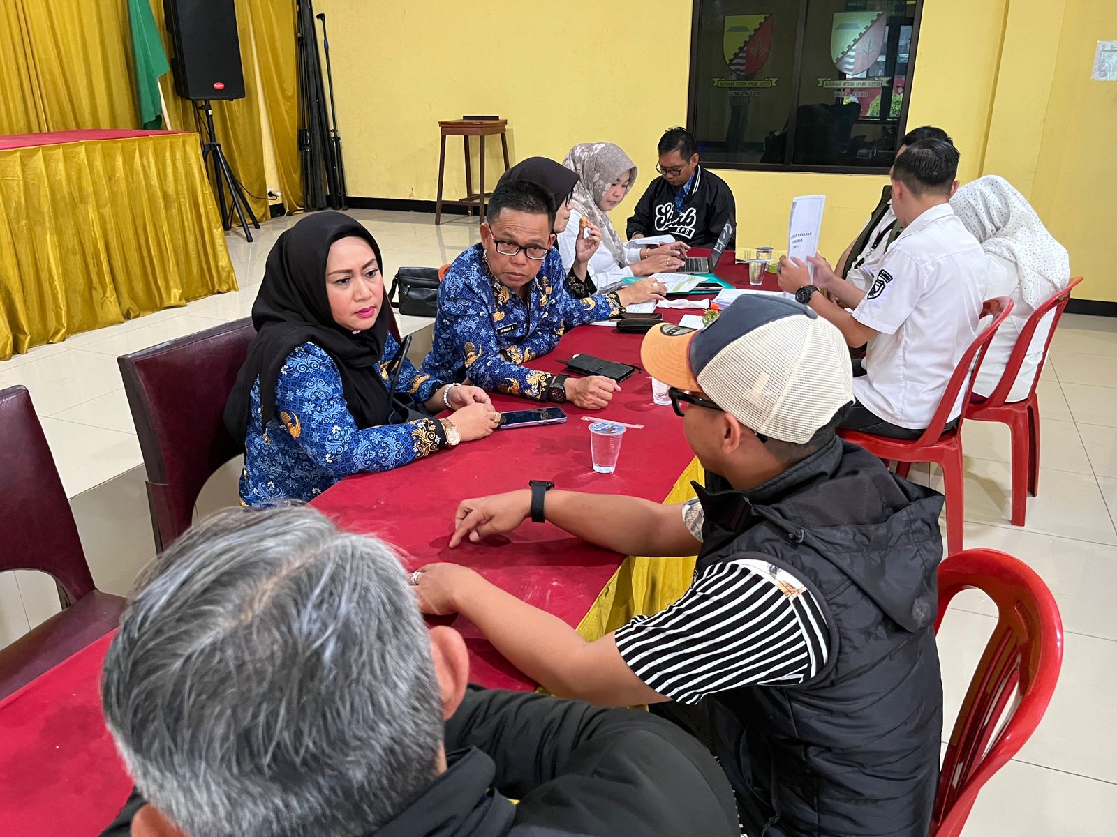 tim-monev-kecamatan-soreang-pastikan-pengelolaan-dana-desa-di-desa-sadu-transparan-dan-tepat-sasaran